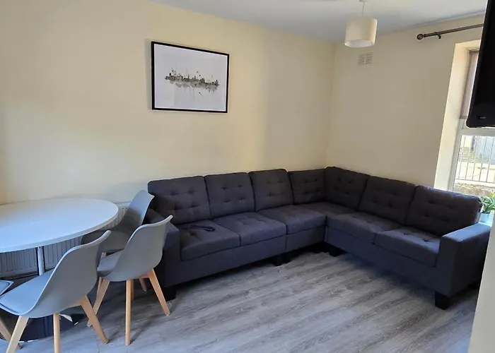 2 The Elms, Church St, Finglas 都柏林