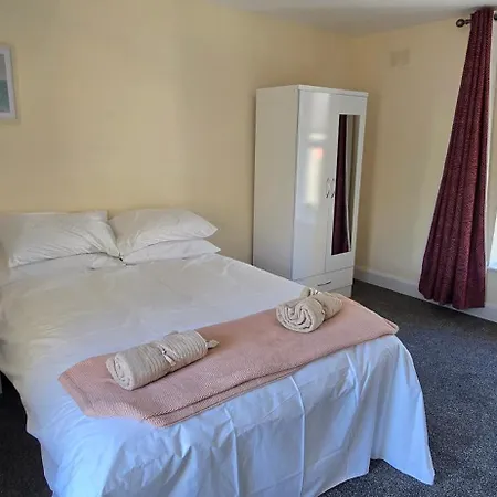 2 The Elms, Church St, Finglas Apartman